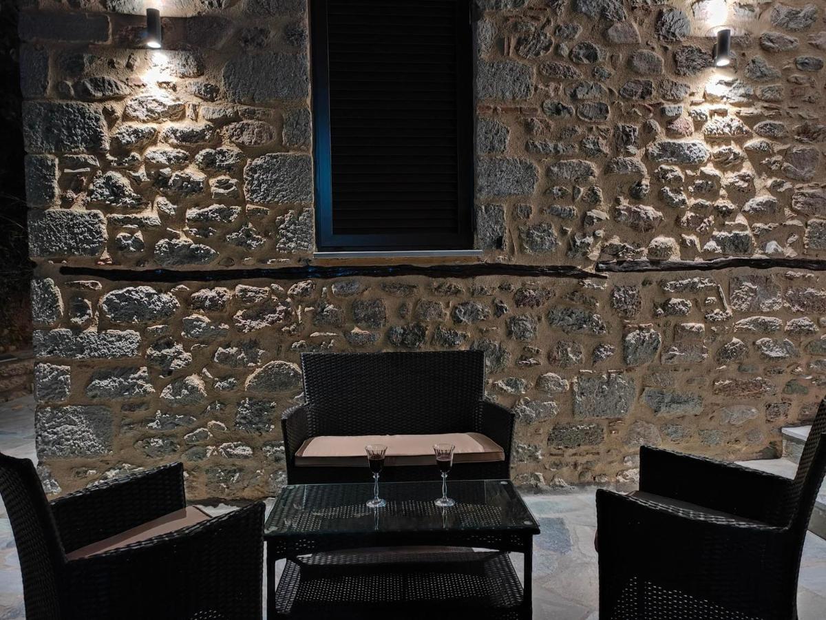 Dream Nest Meteora Apartment กาลัมปากา ภายนอก รูปภาพ