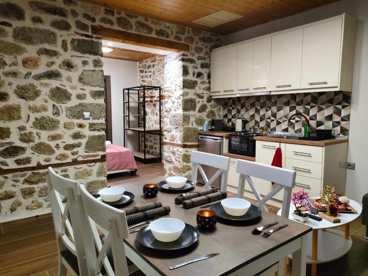 Dream Nest Meteora Apartment กาลัมปากา ภายนอก รูปภาพ