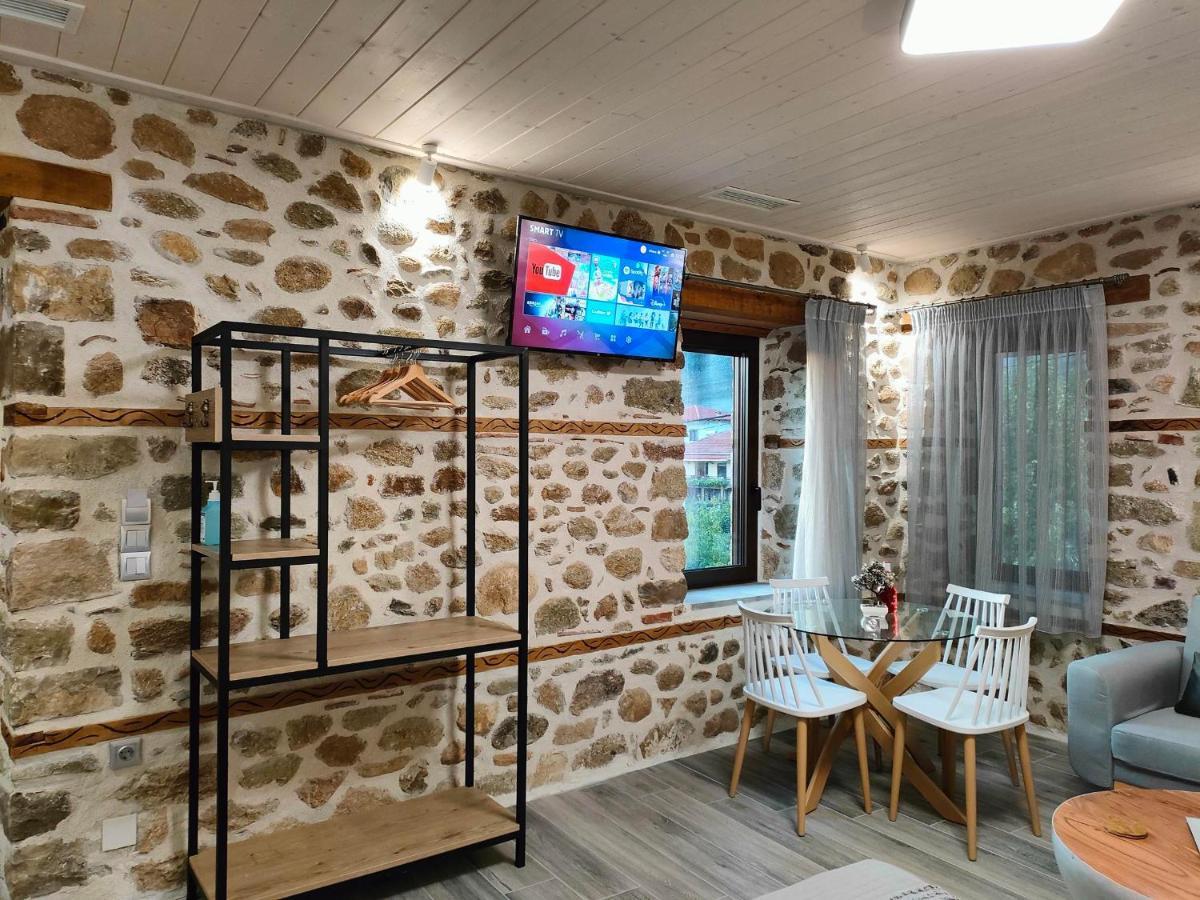 Dream Nest Meteora Apartment กาลัมปากา ภายนอก รูปภาพ